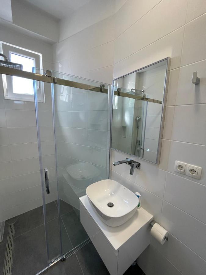 וודיצה Apartmani Jasminka מראה חיצוני תמונה