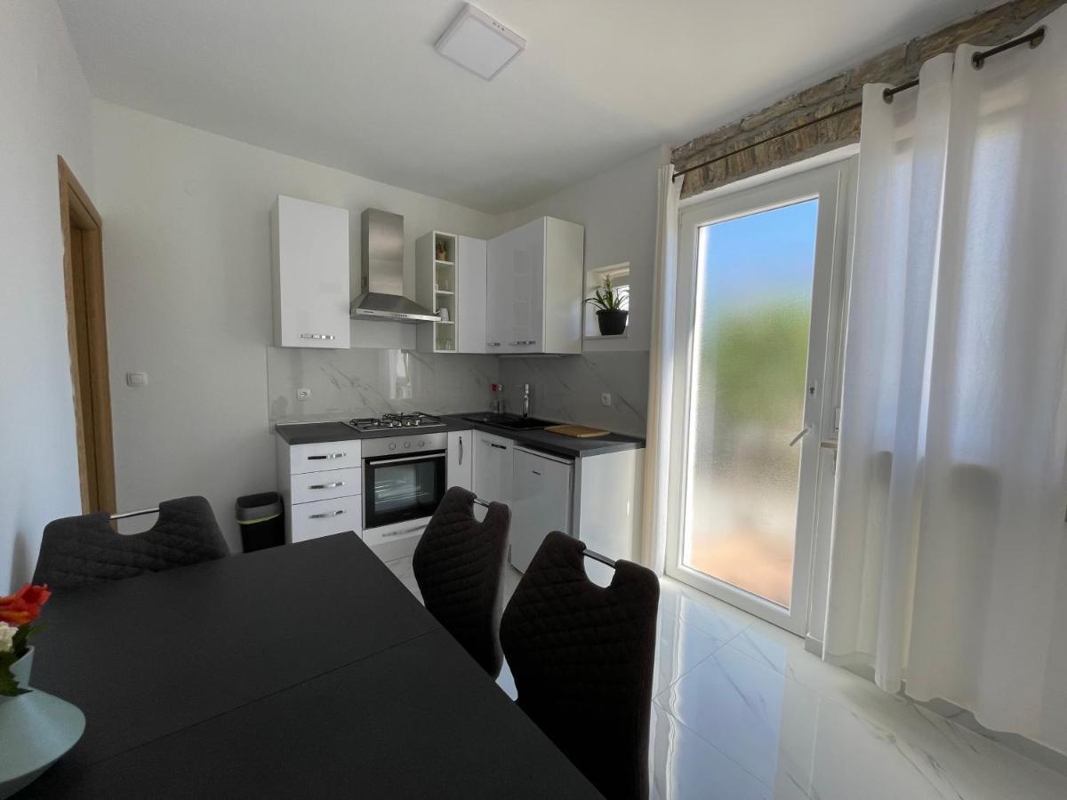 וודיצה Apartmani Jasminka מראה חיצוני תמונה