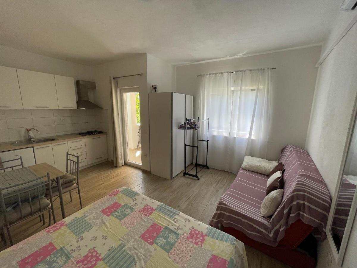 וודיצה Apartmani Jasminka מראה חיצוני תמונה