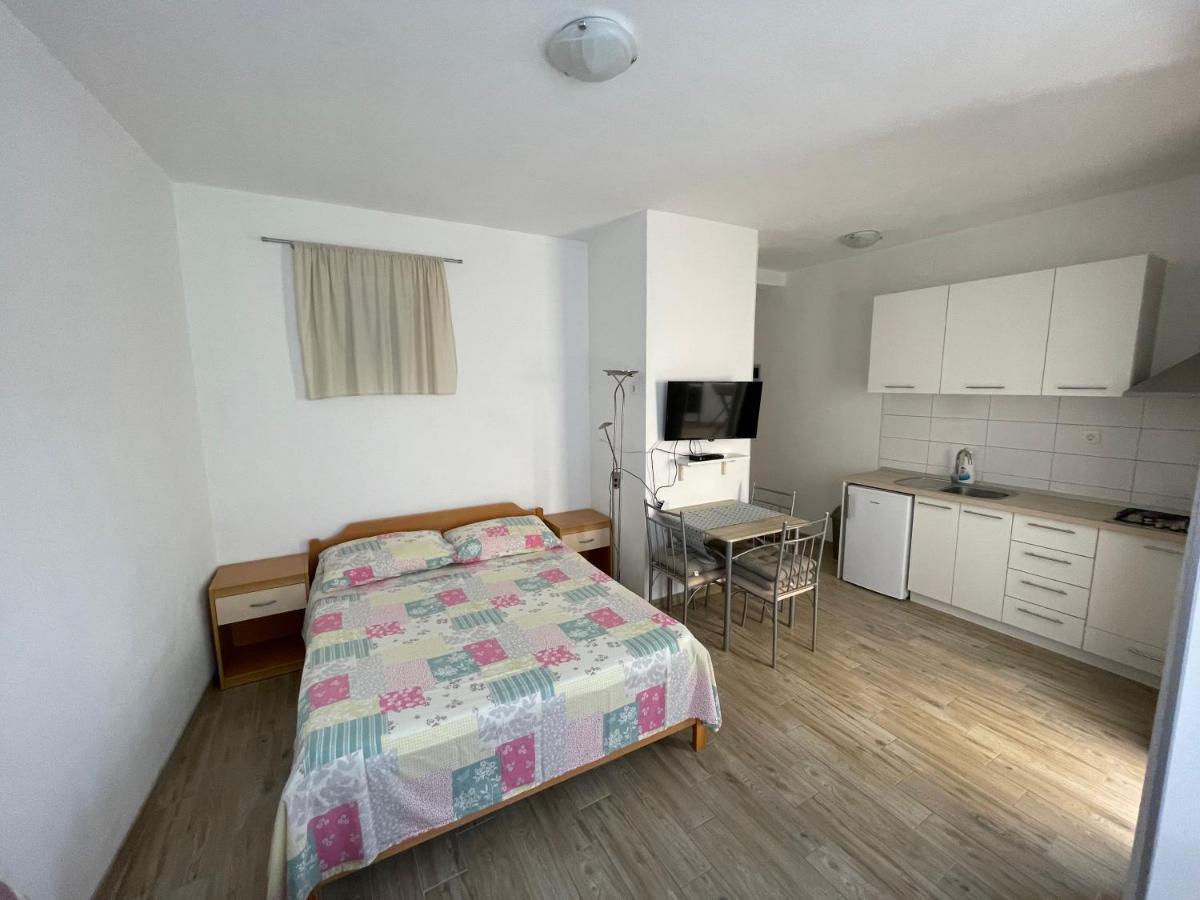 וודיצה Apartmani Jasminka מראה חיצוני תמונה