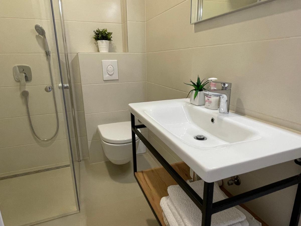 וודיצה Apartmani Jasminka מראה חיצוני תמונה
