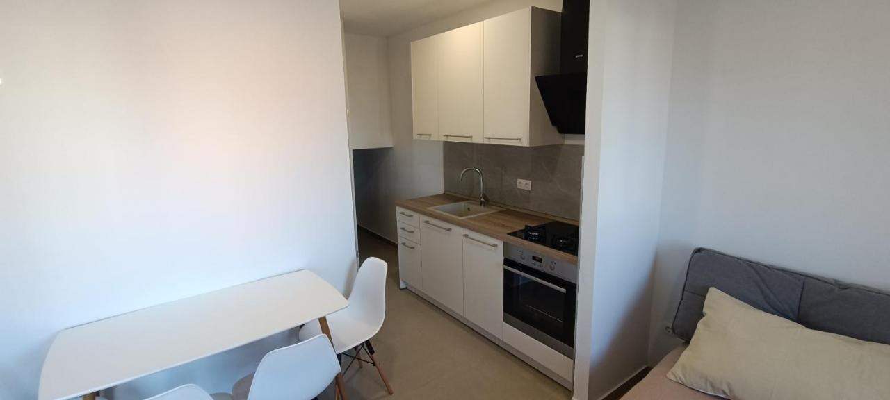 וודיצה Apartmani Jasminka מראה חיצוני תמונה